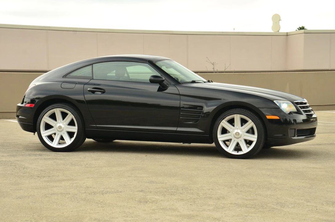 2005 Chrysler Crossfire - Image 17 of 31