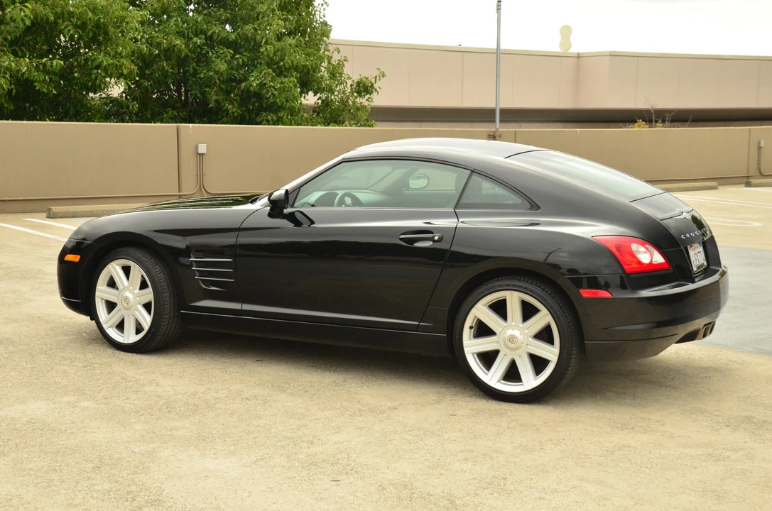 2005 Chrysler Crossfire - Image 11 of 31