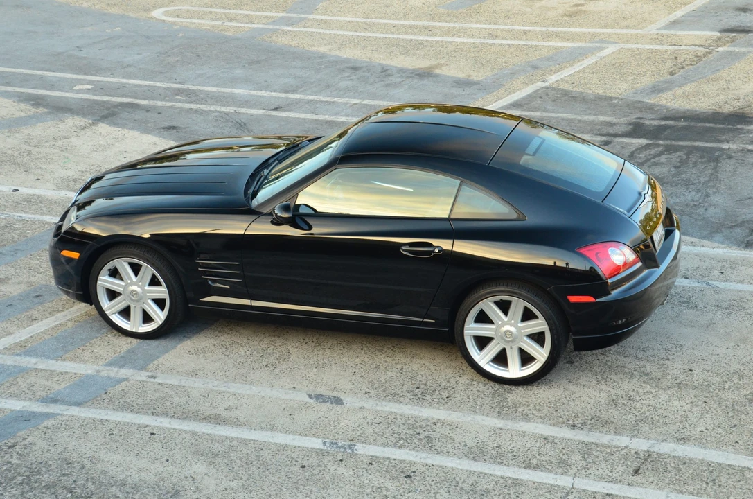 2005 Chrysler Crossfire - Image 26 of 31