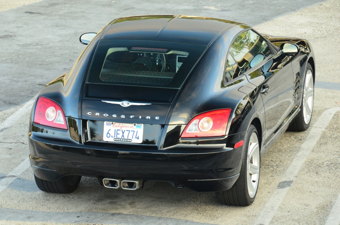2005 Chrysler Crossfire - Image 30 of 31