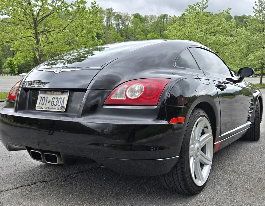 2005 Chrysler Crossfire - Image 13 of 31
