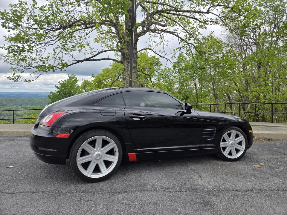 2005 Chrysler Crossfire - Image 16 of 31