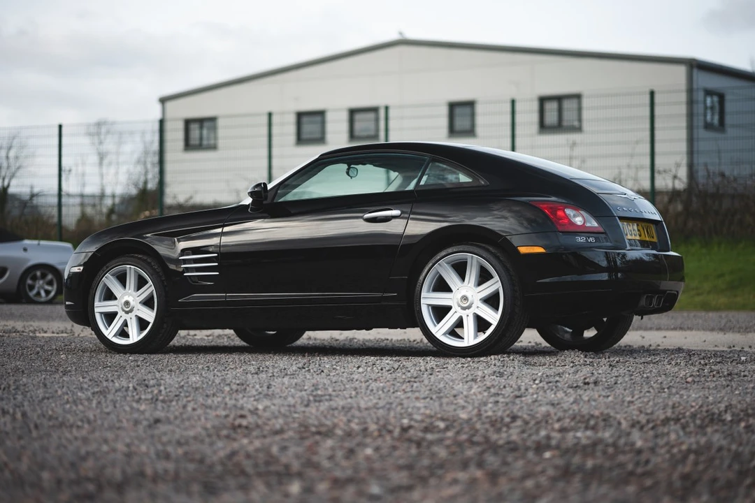 2005 Chrysler Crossfire - Image 19 of 30