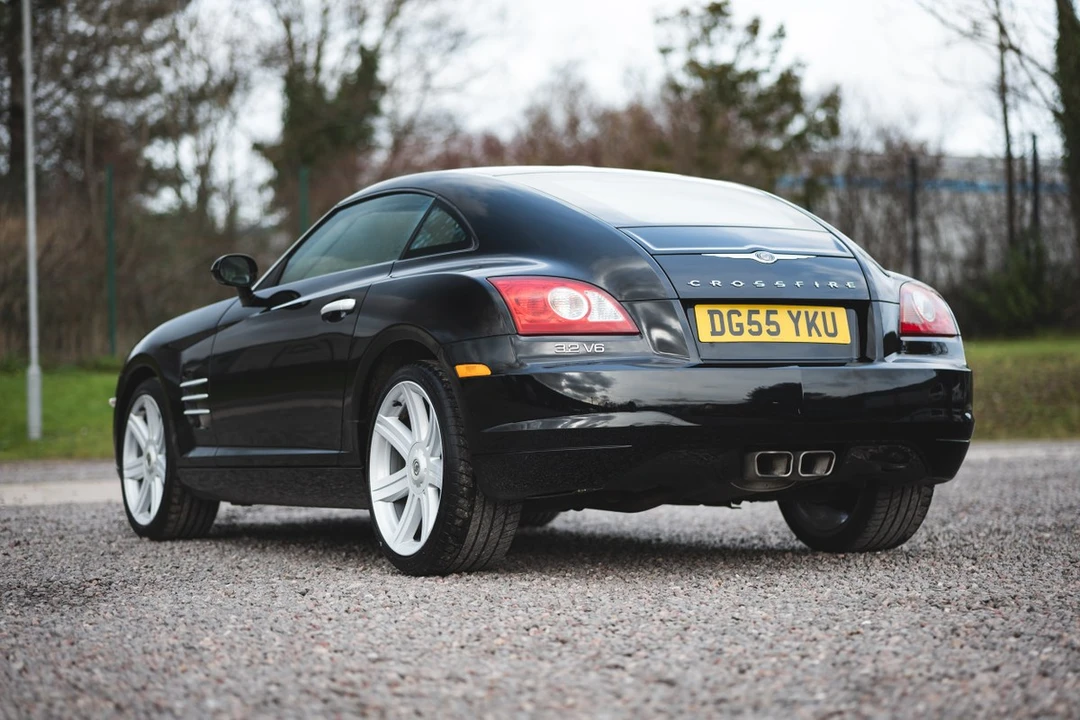 2005 Chrysler Crossfire - Image 15 of 30
