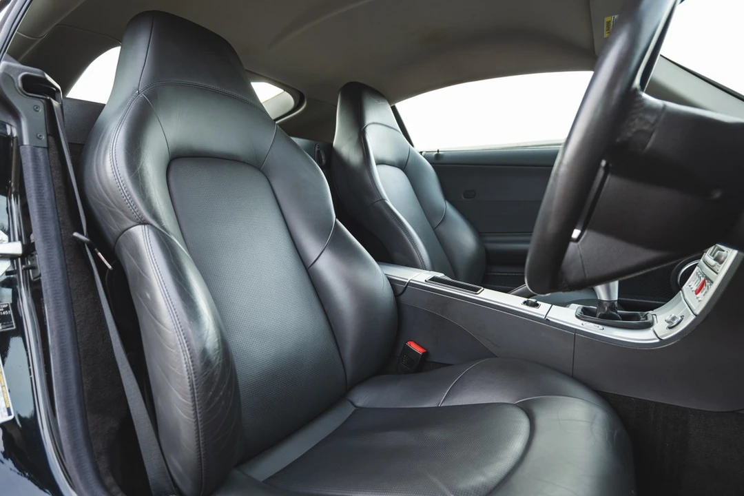 2005 Chrysler Crossfire - Image 28 of 30
