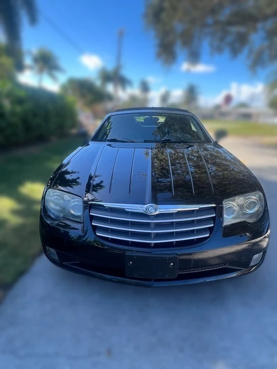2005 Chrysler Crossfire - Image 2 of 17
