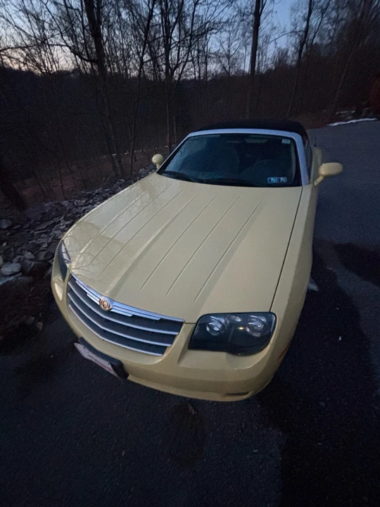 2005 Chrysler Crossfire - Image 3 of 9