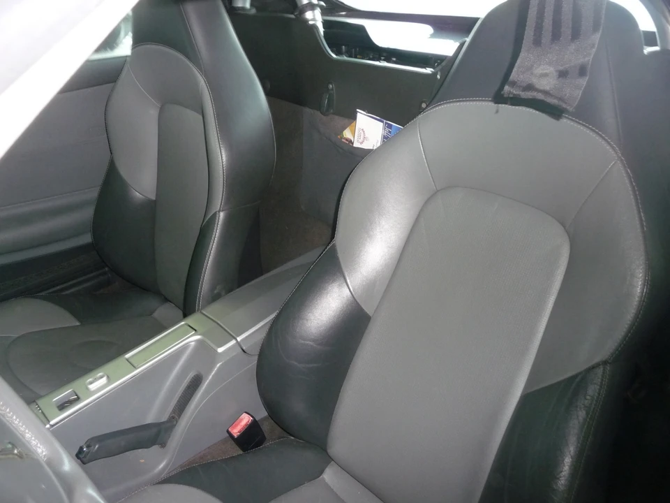 2005 Chrysler Crossfire - Image 21 of 22