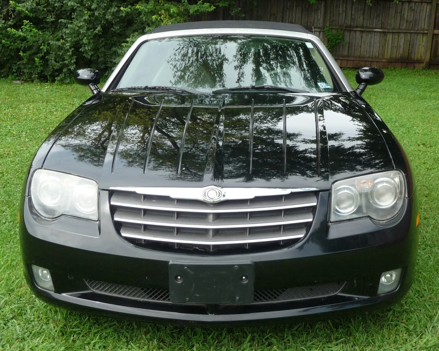 2005 Chrysler Crossfire - Image 11 of 22
