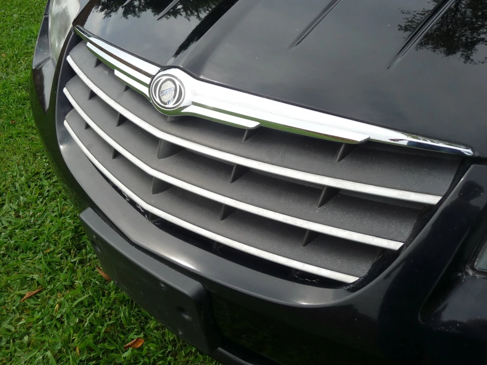 2005 Chrysler Crossfire - Image 13 of 22