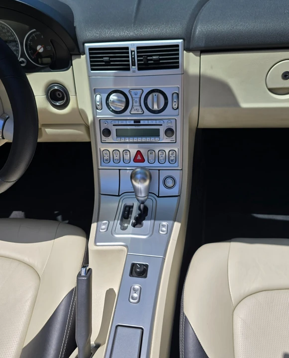 2005 Chrysler Crossfire - Image 10 of 20