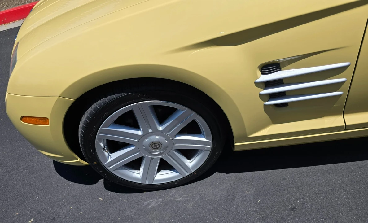 2005 Chrysler Crossfire - Image 7 of 20
