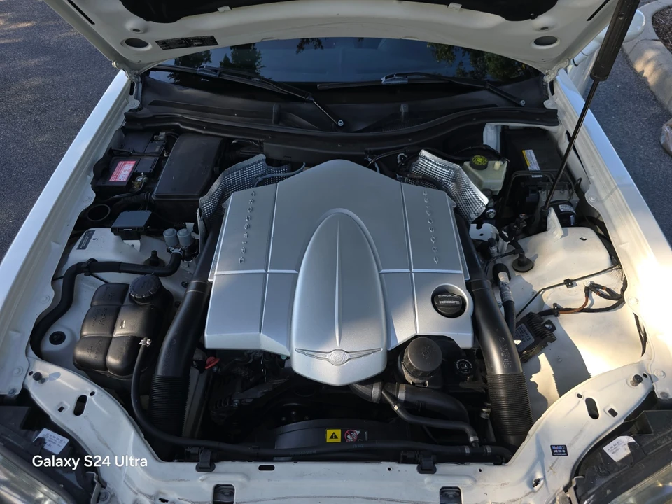 2005 Chrysler Crossfire - Image 21 of 31