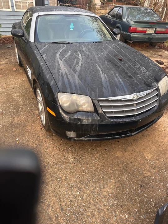 2005 Chrysler Crossfire - Image 4 of 5