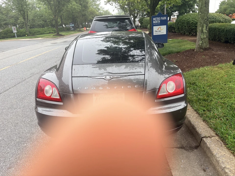 2005 Chrysler Crossfire - Image 3 of 12
