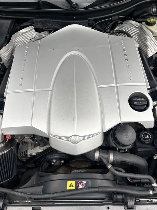 2005 Chrysler Crossfire - Image 11 of 12