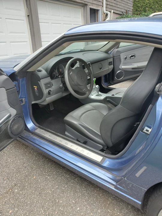 2005 Chrysler Crossfire - Image 5 of 8