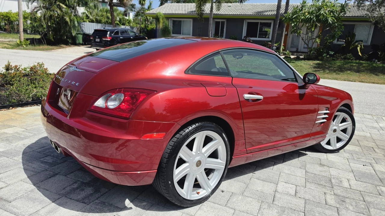 2005 Chrysler Crossfire - Image 6 of 24