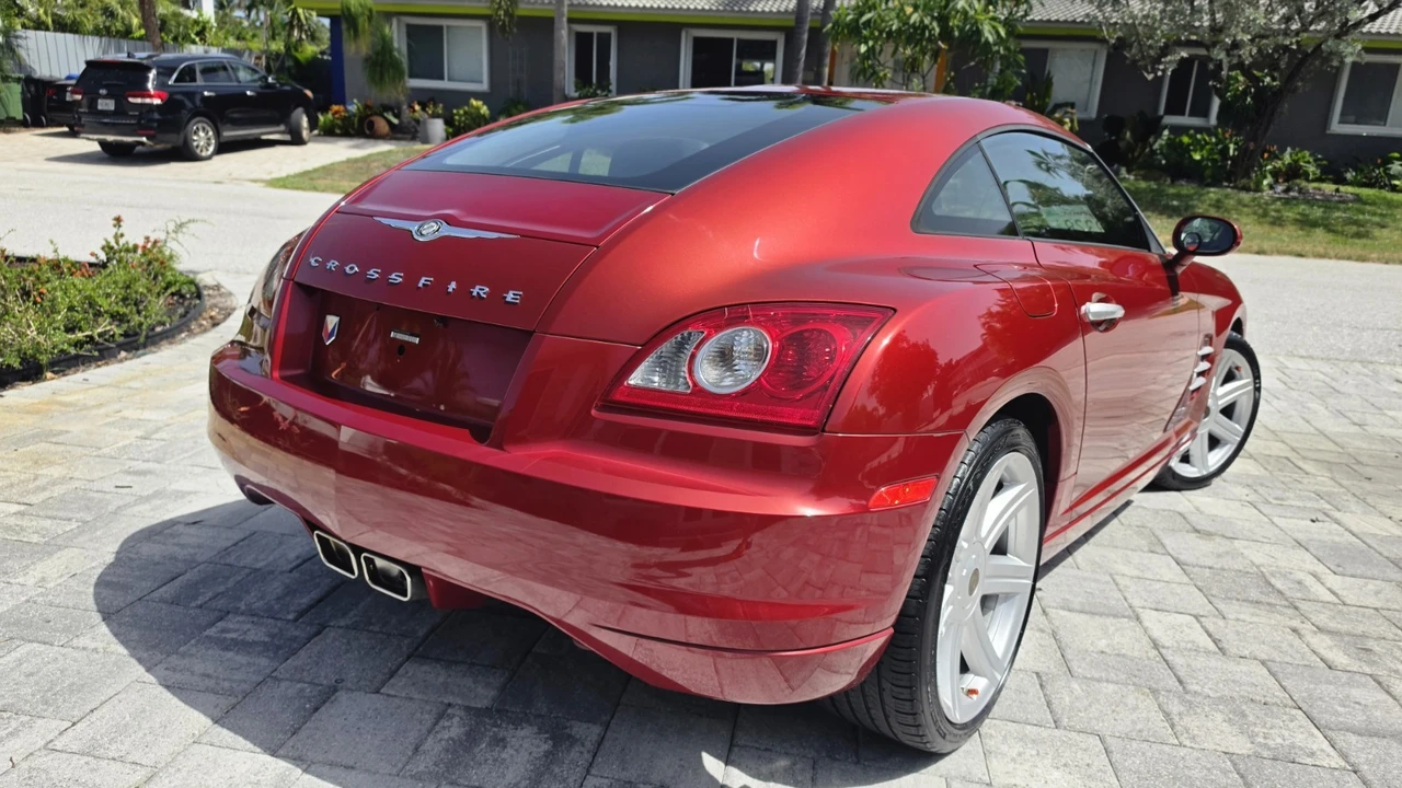 2005 Chrysler Crossfire - Image 5 of 24