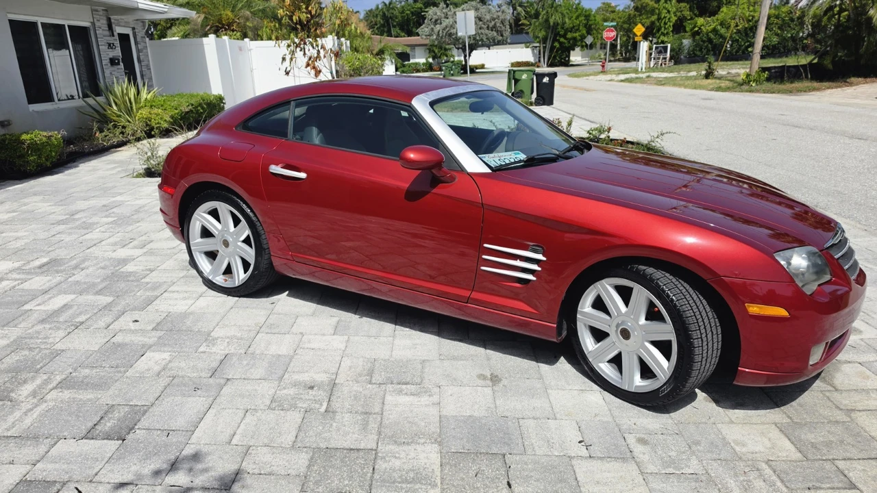2005 Chrysler Crossfire - Image 9 of 24