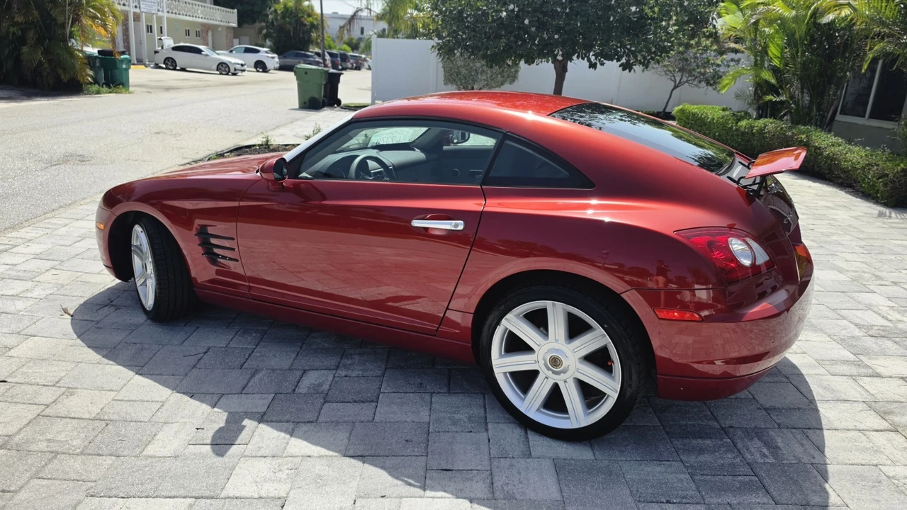 2005 Chrysler Crossfire - Image 3 of 24