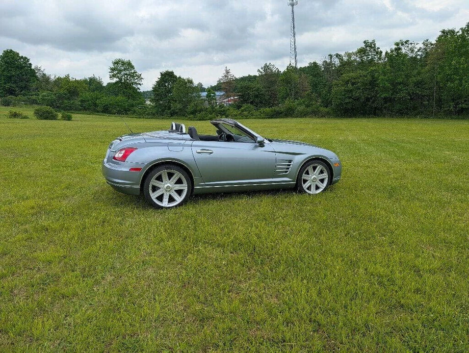 2005 Chrysler Crossfire - Image 13 of 31
