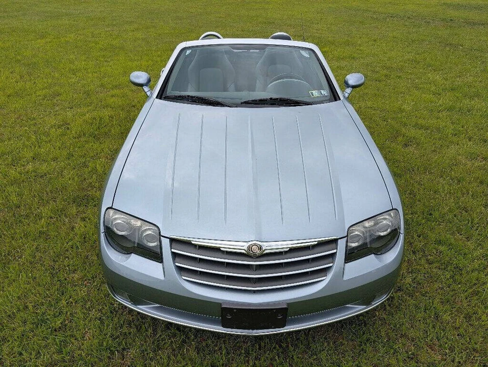 2005 Chrysler Crossfire - Image 12 of 31