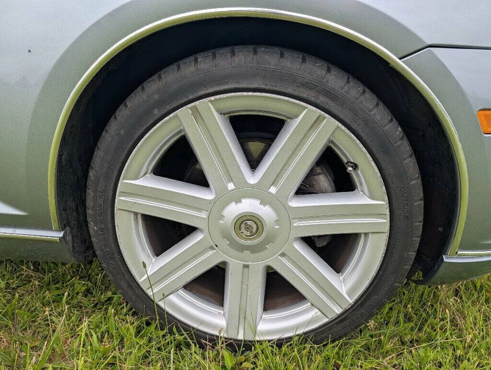 2005 Chrysler Crossfire - Image 16 of 31
