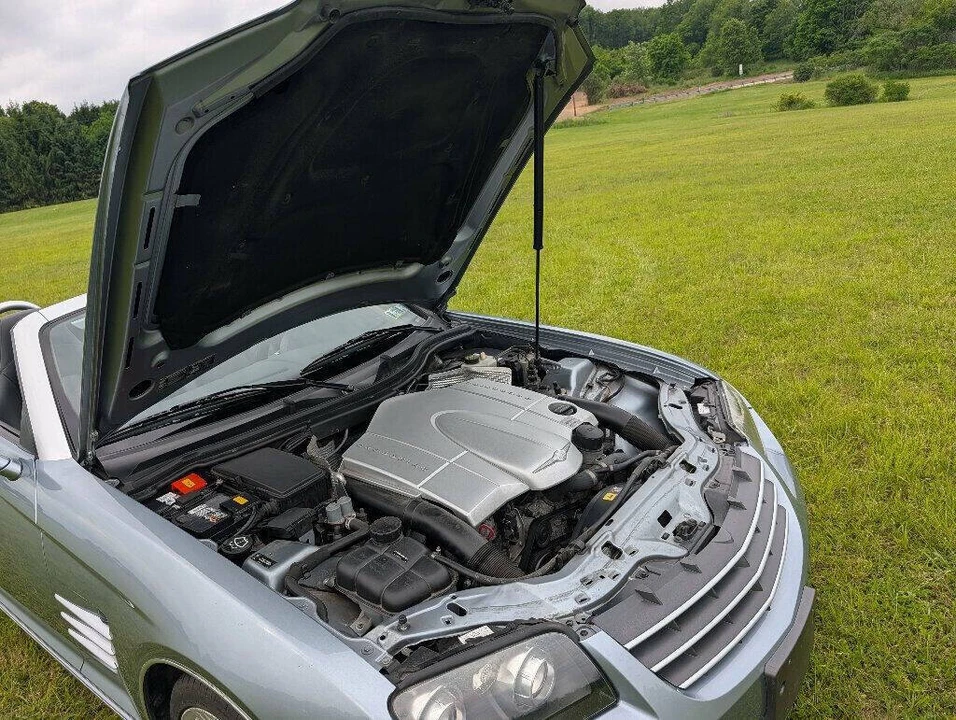 2005 Chrysler Crossfire - Image 26 of 31