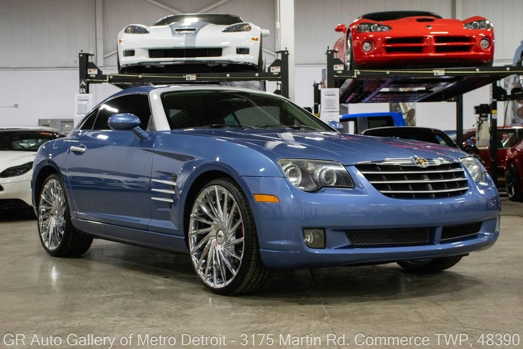 2005 Chrysler Crossfire - Image 10 of 12