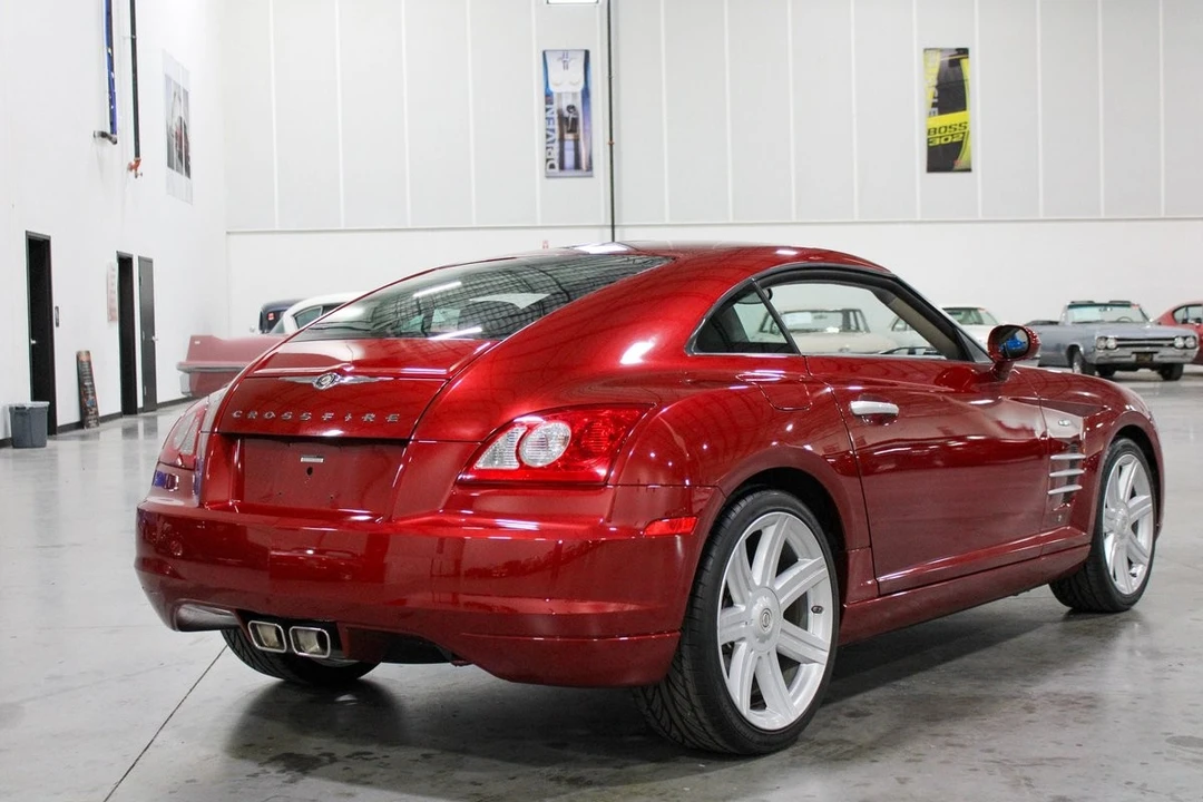2005 Chrysler Crossfire - Image 5 of 12