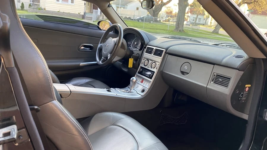 2005 Chrysler Crossfire - Image 5 of 13