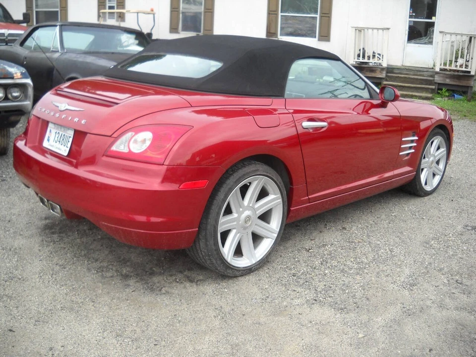2005 Chrysler Crossfire - Image 4 of 30