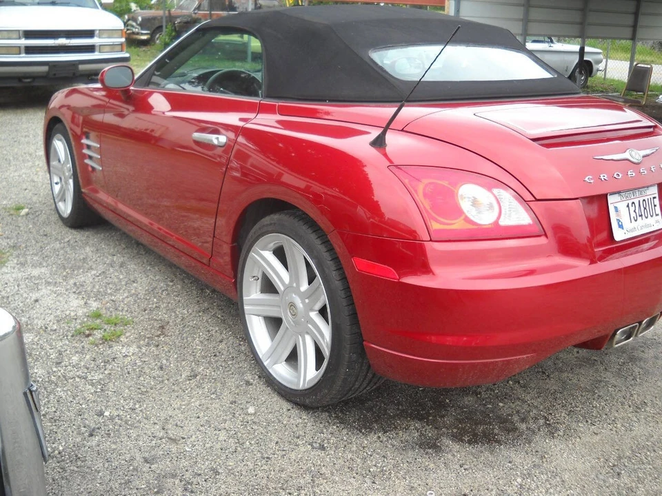 2005 Chrysler Crossfire - Image 6 of 30