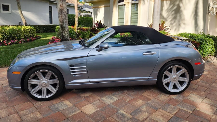 2005 Chrysler Crossfire - Image 3 of 5