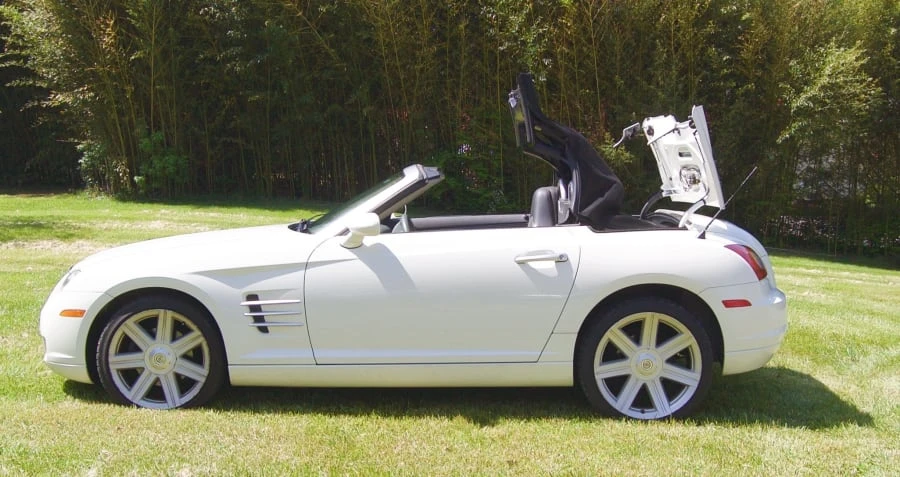 2005 Chrysler Crossfire - Image 2 of 7