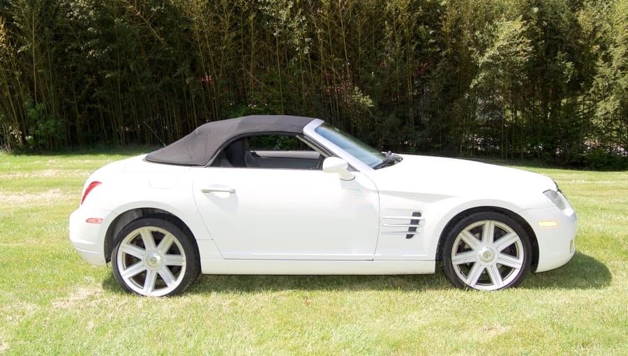 2005 Chrysler Crossfire - Image 5 of 7
