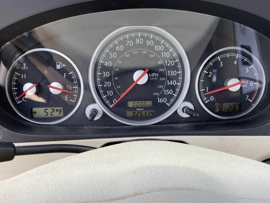 2005 Chrysler Crossfire - Image 9 of 15