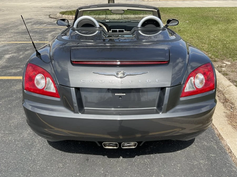 2005 Chrysler Crossfire - Image 12 of 15