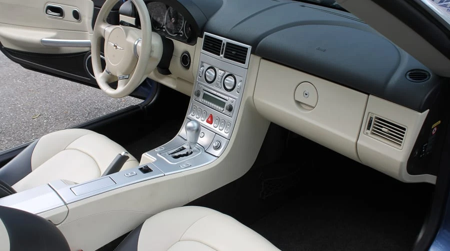 2005 Chrysler Crossfire - Image 4 of 12