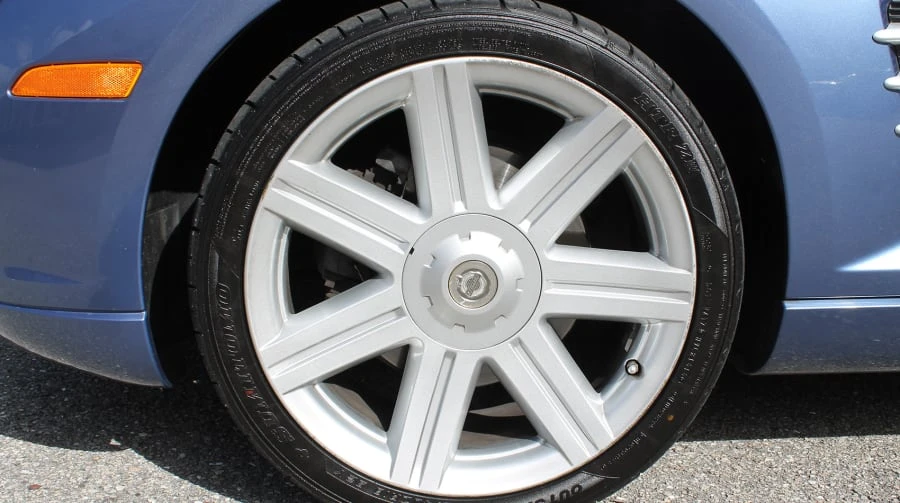 2005 Chrysler Crossfire - Image 10 of 12