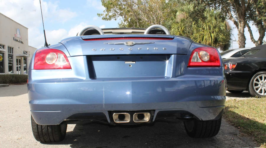 2005 Chrysler Crossfire - Image 11 of 12