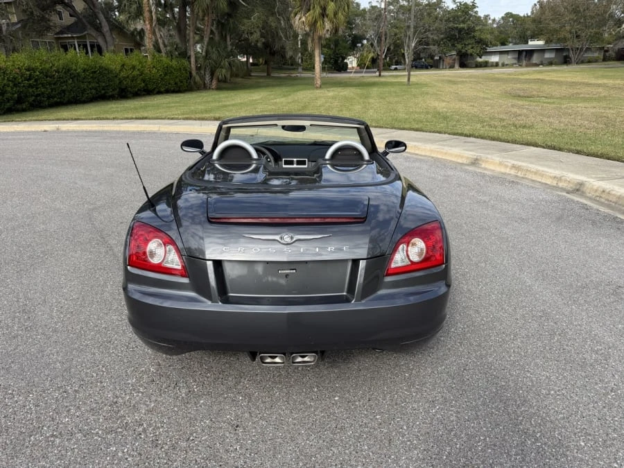 2005 Chrysler Crossfire - Image 5 of 19