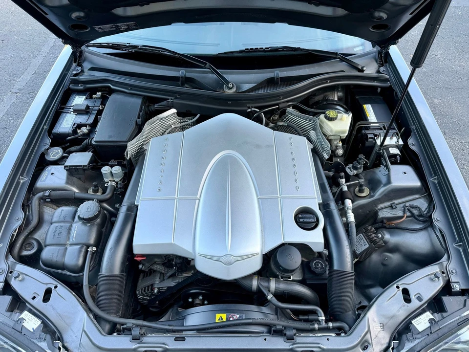 2005 Chrysler Crossfire - Image 9 of 24