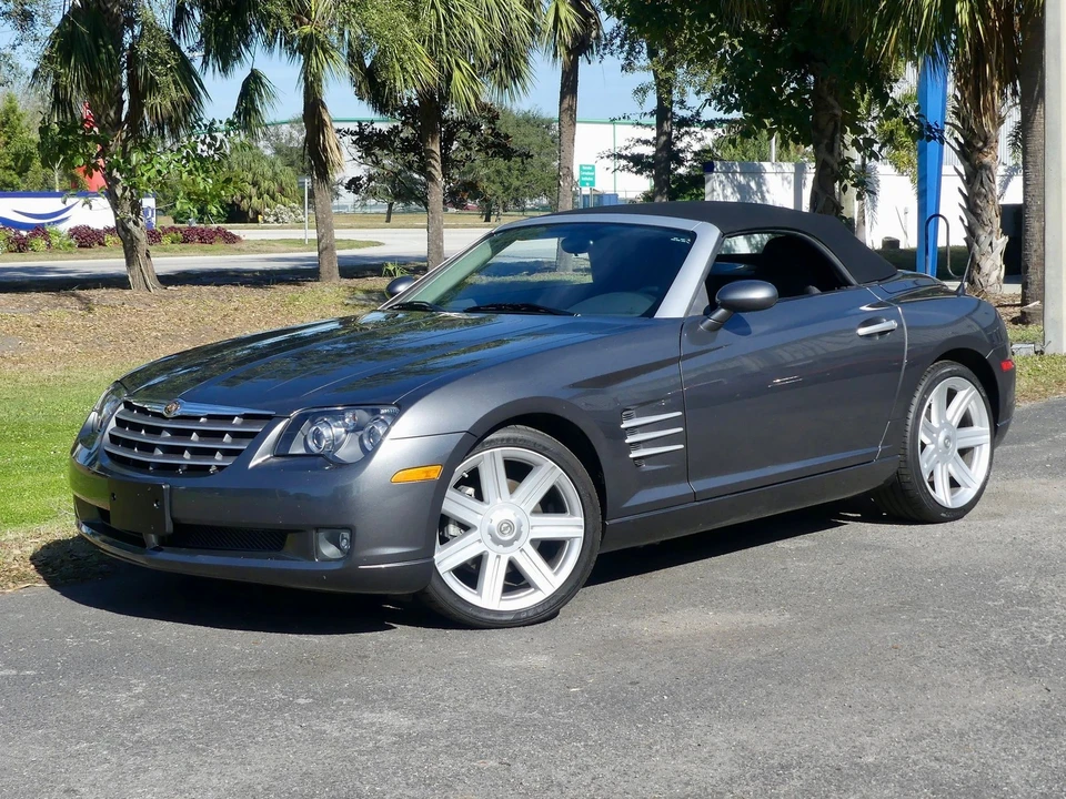 2005 Chrysler Crossfire - Image 6 of 24
