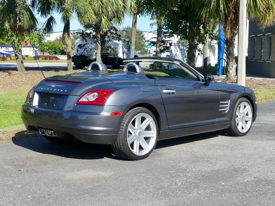 2005 Chrysler Crossfire - Image 24 of 24