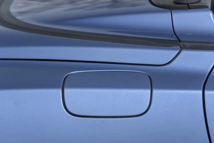 2005 Chrysler Crossfire - Image 25 of 31