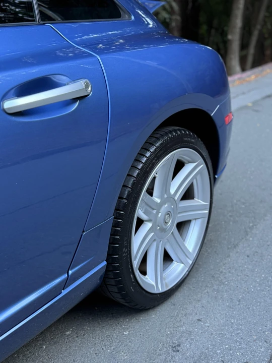 2005 Chrysler Crossfire - Image 22 of 31