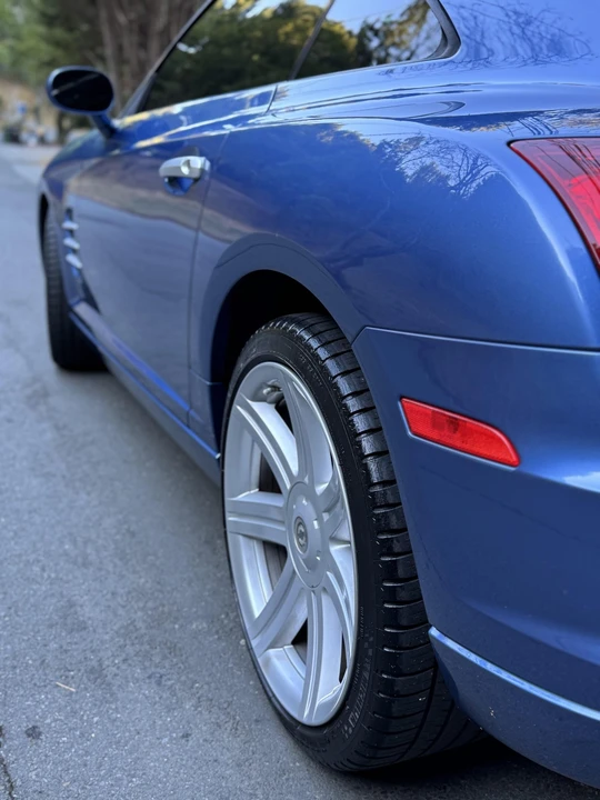 2005 Chrysler Crossfire - Image 24 of 31