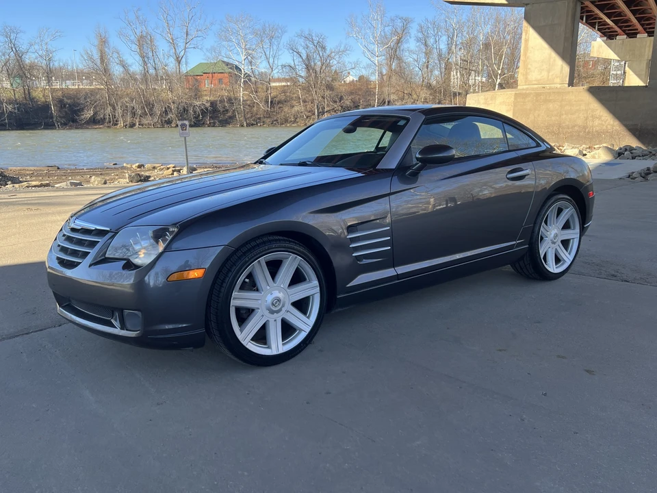 2005 Chrysler Crossfire - Image 19 of 31
